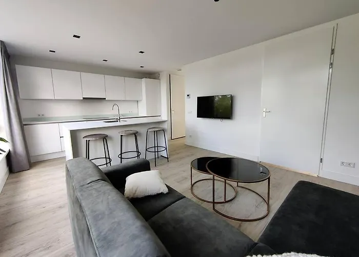 K50161 Modern Apartment Near The Center And Free Parking